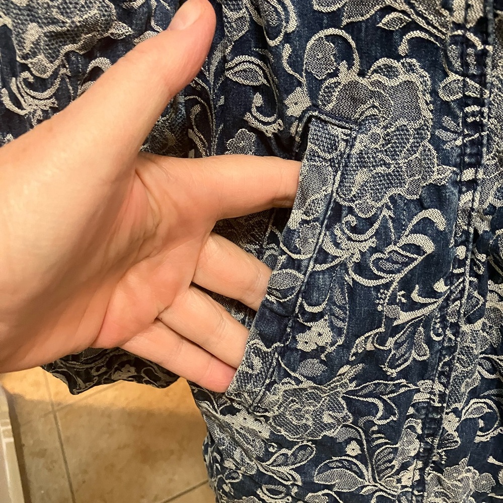 Chico size 2 Floral Denim Jacket - Picture 5 of 8